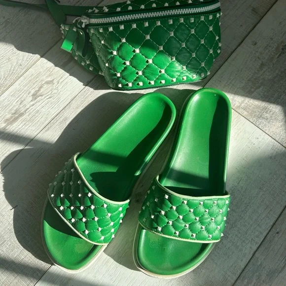 Valentino Garavani Shoes | Brand Valentino Rockstud Leather Quilted Slides - Picture 3 of 6